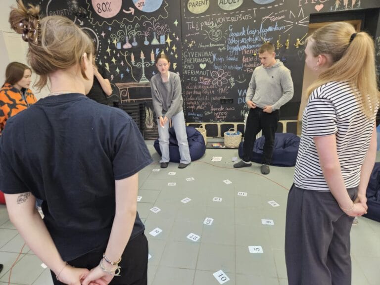 7e3b9fb3-867e-45e9-913b-a2a108139460