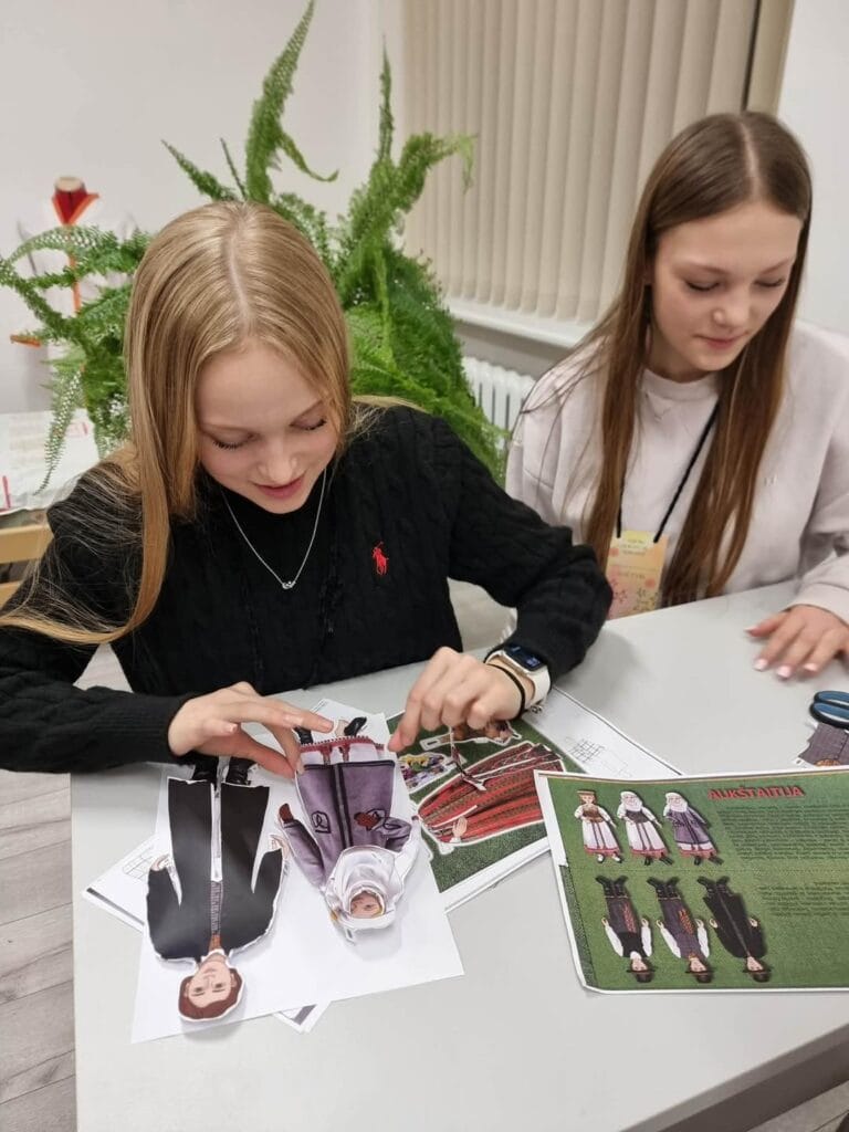 635351216_1738145190813809_8957010438396116906_n